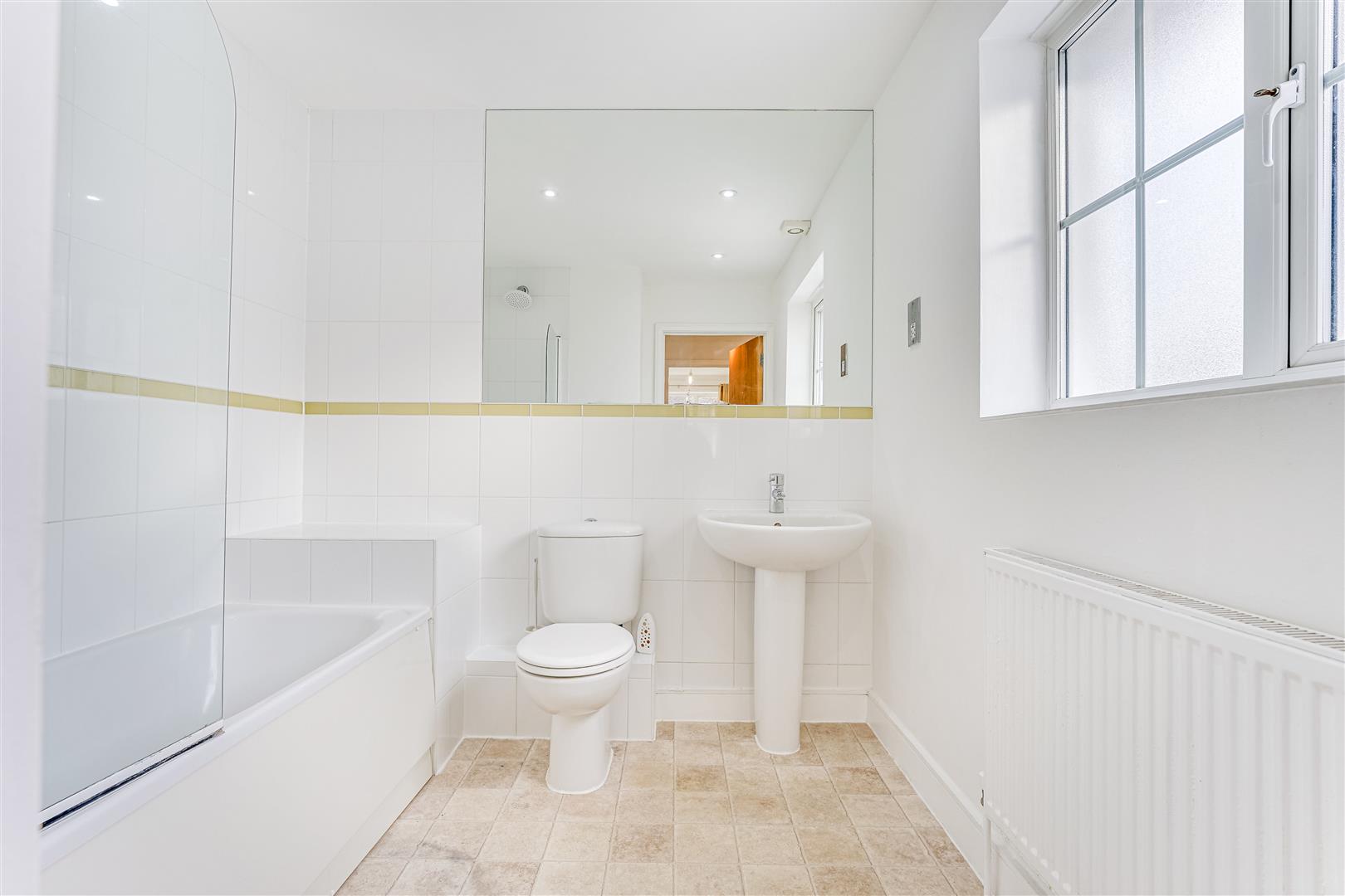 Walter Mead Close, Ongar Bricks.